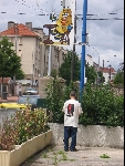 Mais qu'est ce qu'il fait ?